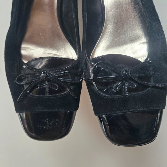 3 For 35 🙌🌼 VINTAGE Etienne Aigner Leather and Suede Heels - Picture 3 of 6